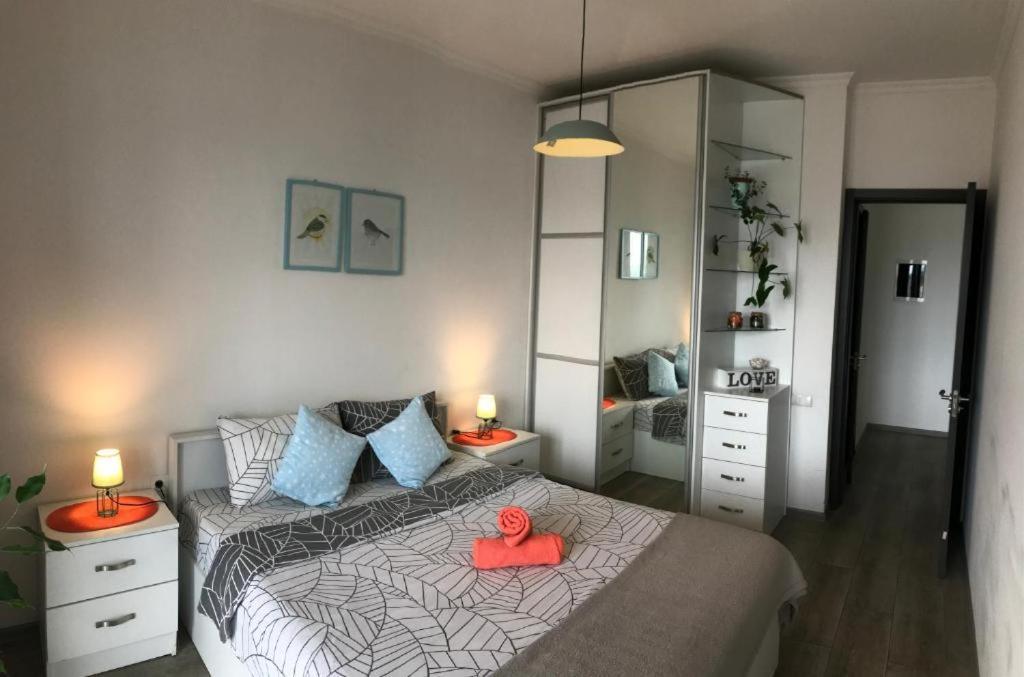 Ameri Plaza Green Apartments Тбилиси Экстерьер фото