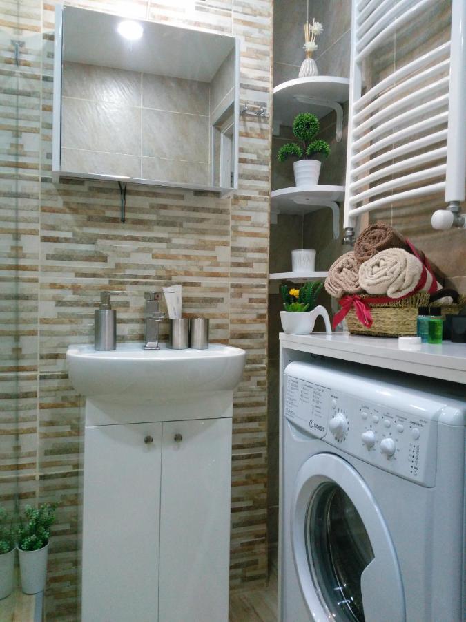 Ameri Plaza Green Apartments Тбилиси Экстерьер фото