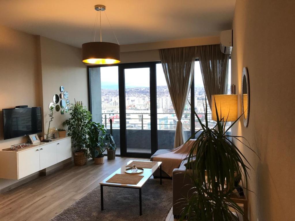 Ameri Plaza Green Apartments Тбилиси Экстерьер фото